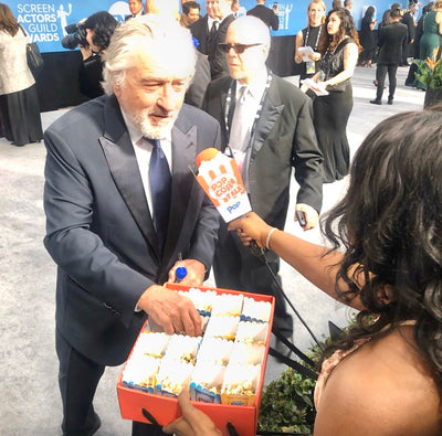 Robert De Niro enjoys Oreo Snack Pop at the SAG awards red carpet!